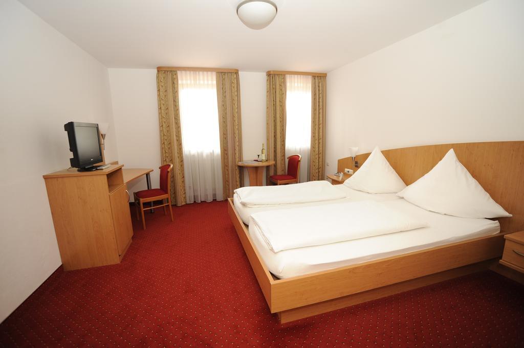 Scharmerhof Hohenbrunn Εξωτερικό φωτογραφία